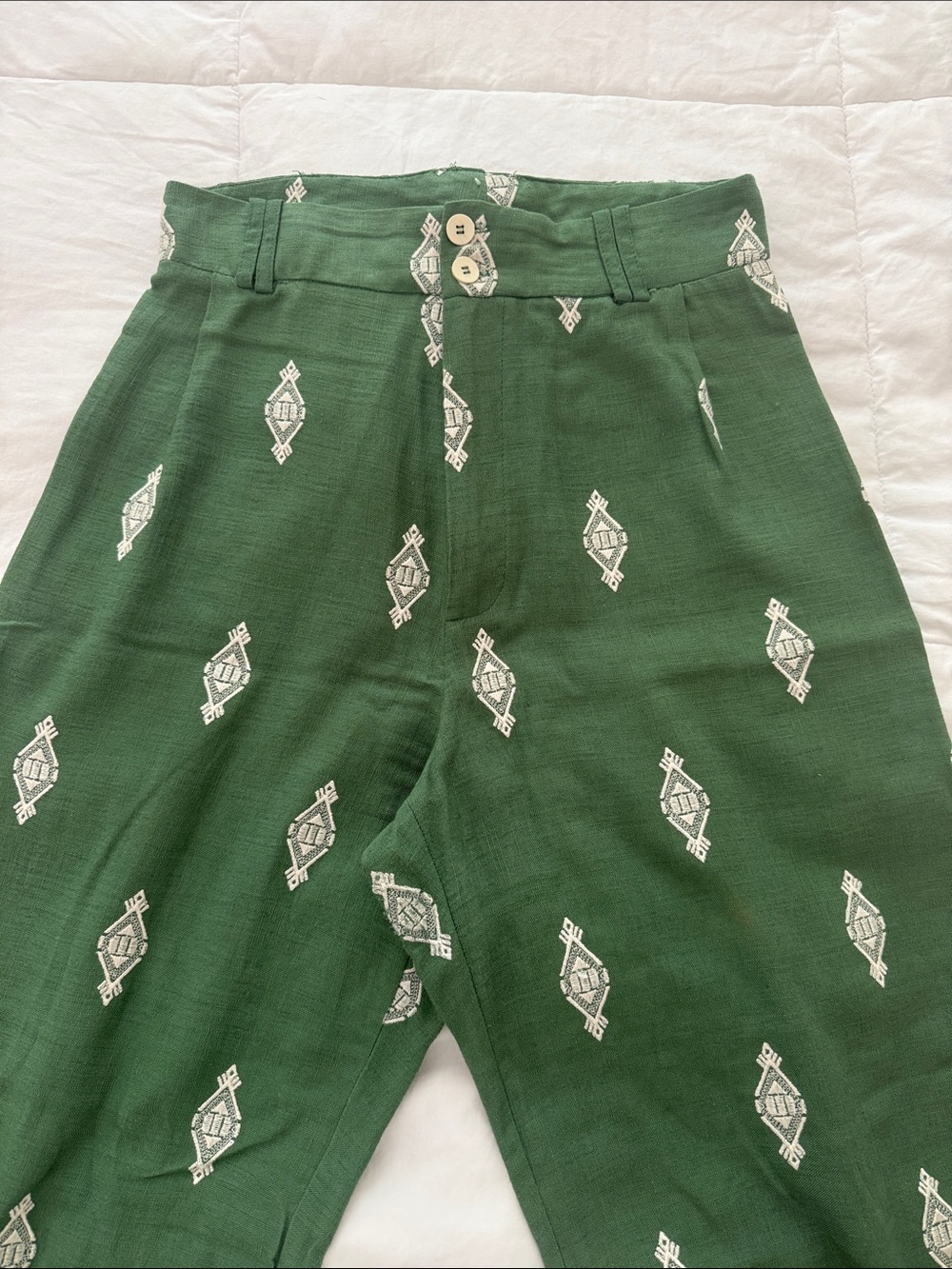 Zara Green Embroidered Wide-Leg Cropped Pants